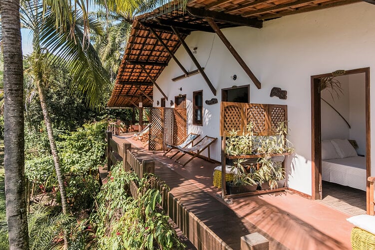 VDD VISTA DECK CON ENTRATA SUITES.jpg